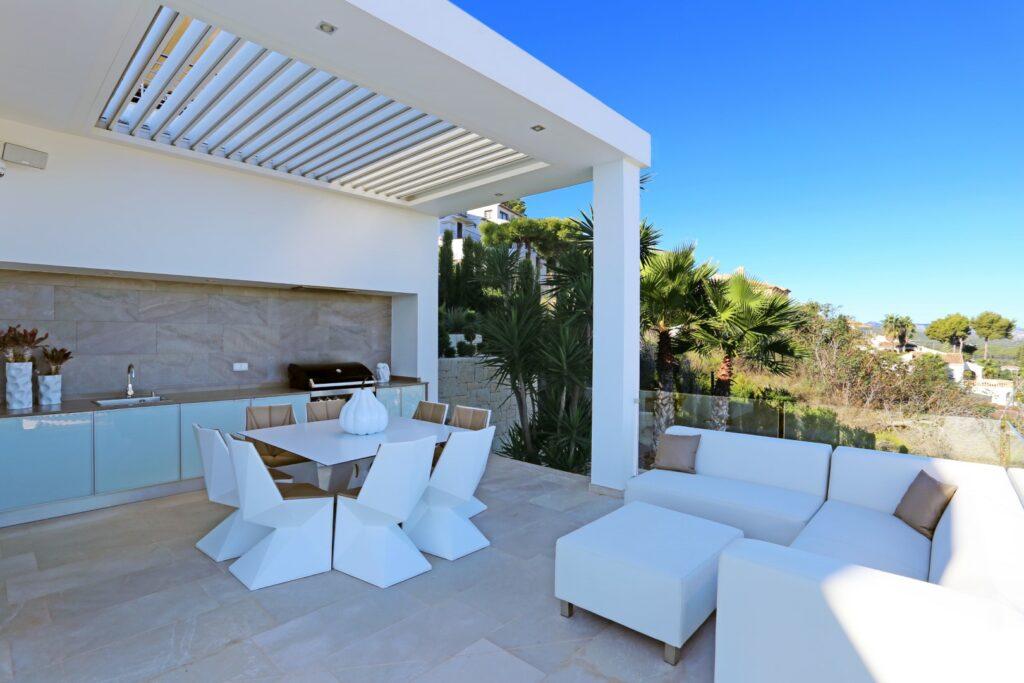 villa, terrace, pool, garden, sea view, city view, mountain view, bbq, opened summer kitchen
