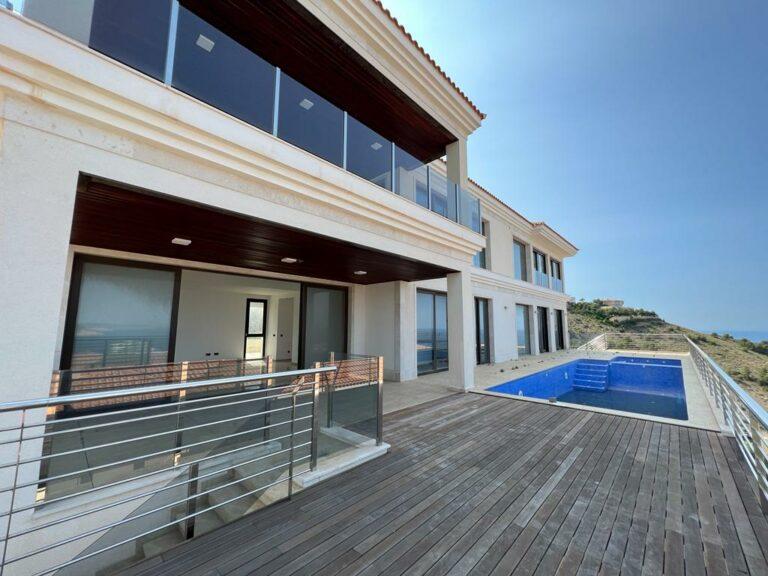villa, terrace, jardin, pool, sea view, crity view
